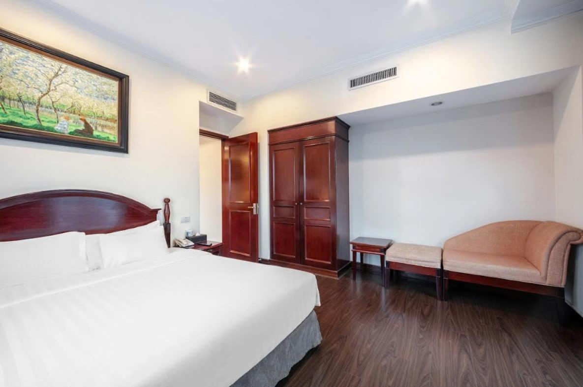 A25 Hotel - 15 Tran Quoc Toan Hanoi Eksteriør bilde