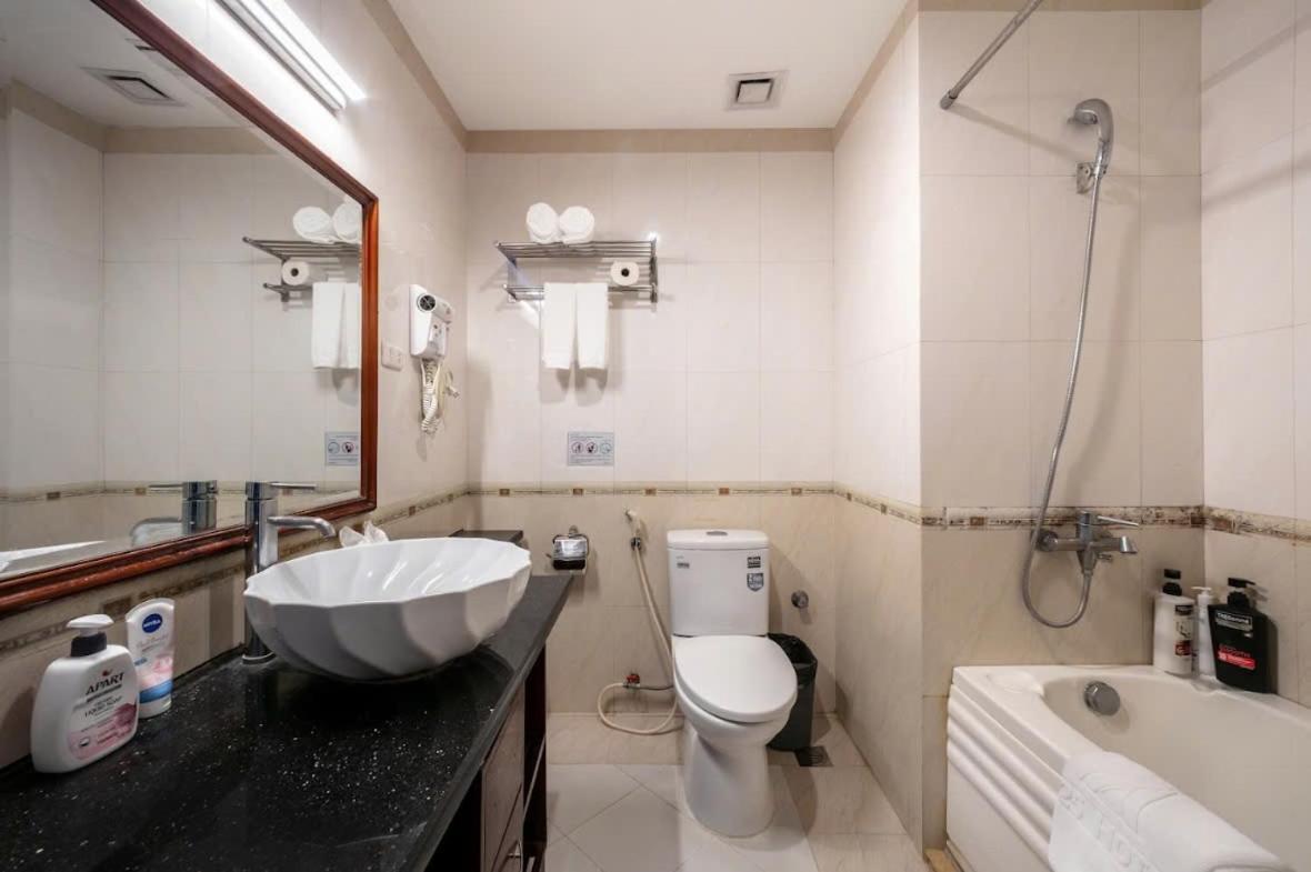 A25 Hotel - 15 Tran Quoc Toan Hanoi Eksteriør bilde